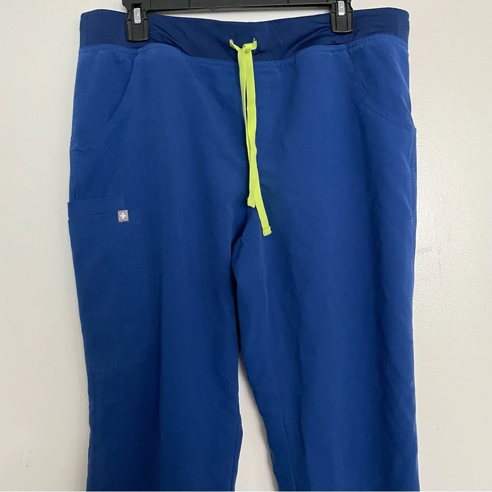 Women’s FIGS Kade Cargo Scrub Pants Electric Blue 2081 Size Large